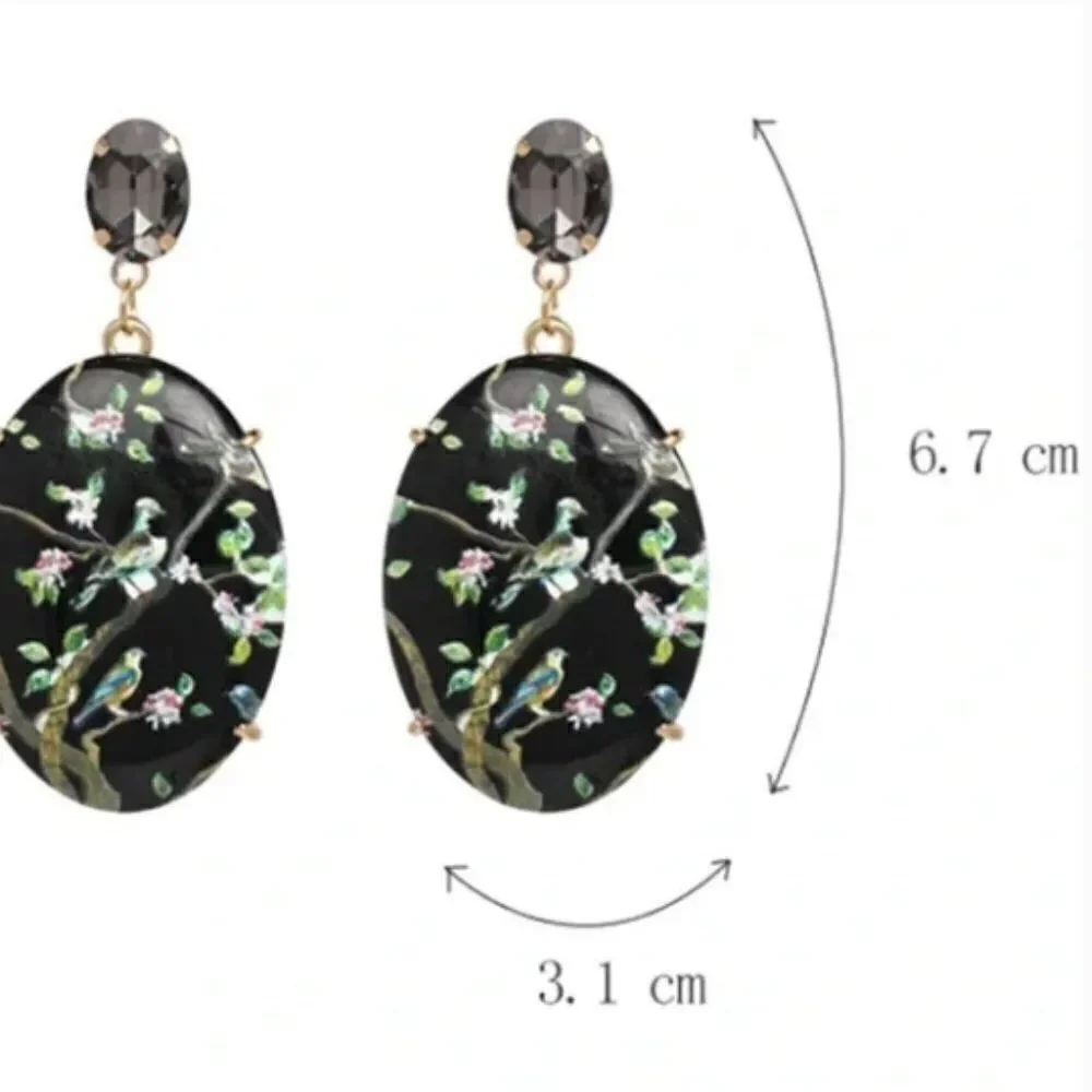 ✨🆕✨ Beautifully Boho Vintage Inspired BLACK Happy Days Floral Birds Earrings ✨